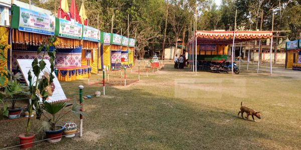 কেউ আসে না কৃষি মেলায়